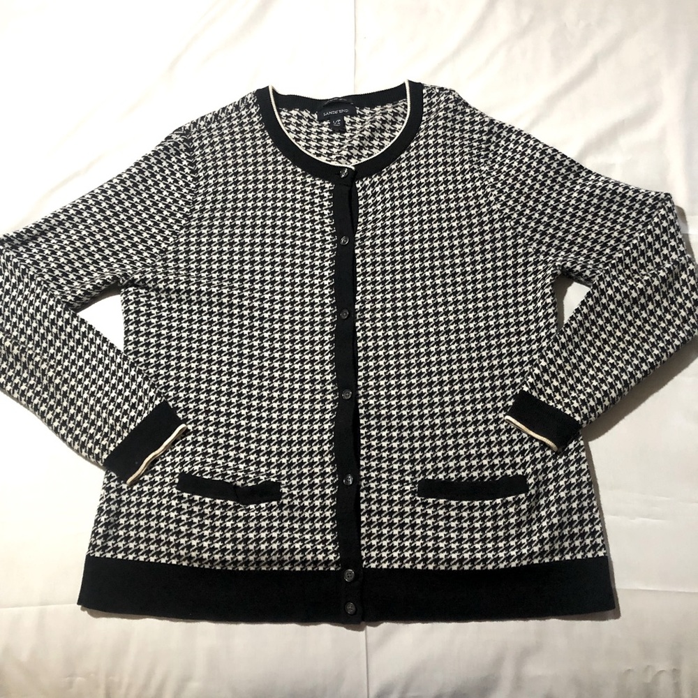 Lands End Petite Lg Cardigan Sweater Black White